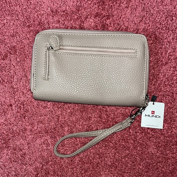 Tan Mundi Wristlet - Picture 2 of 5